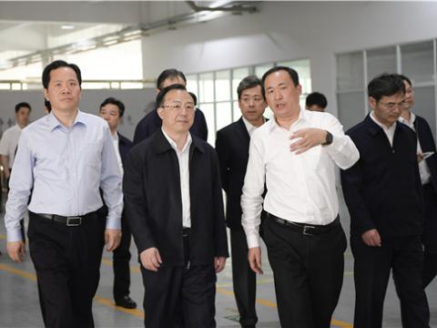 江苏省省长吴政隆莅临mg不朽情缘集团走访调研